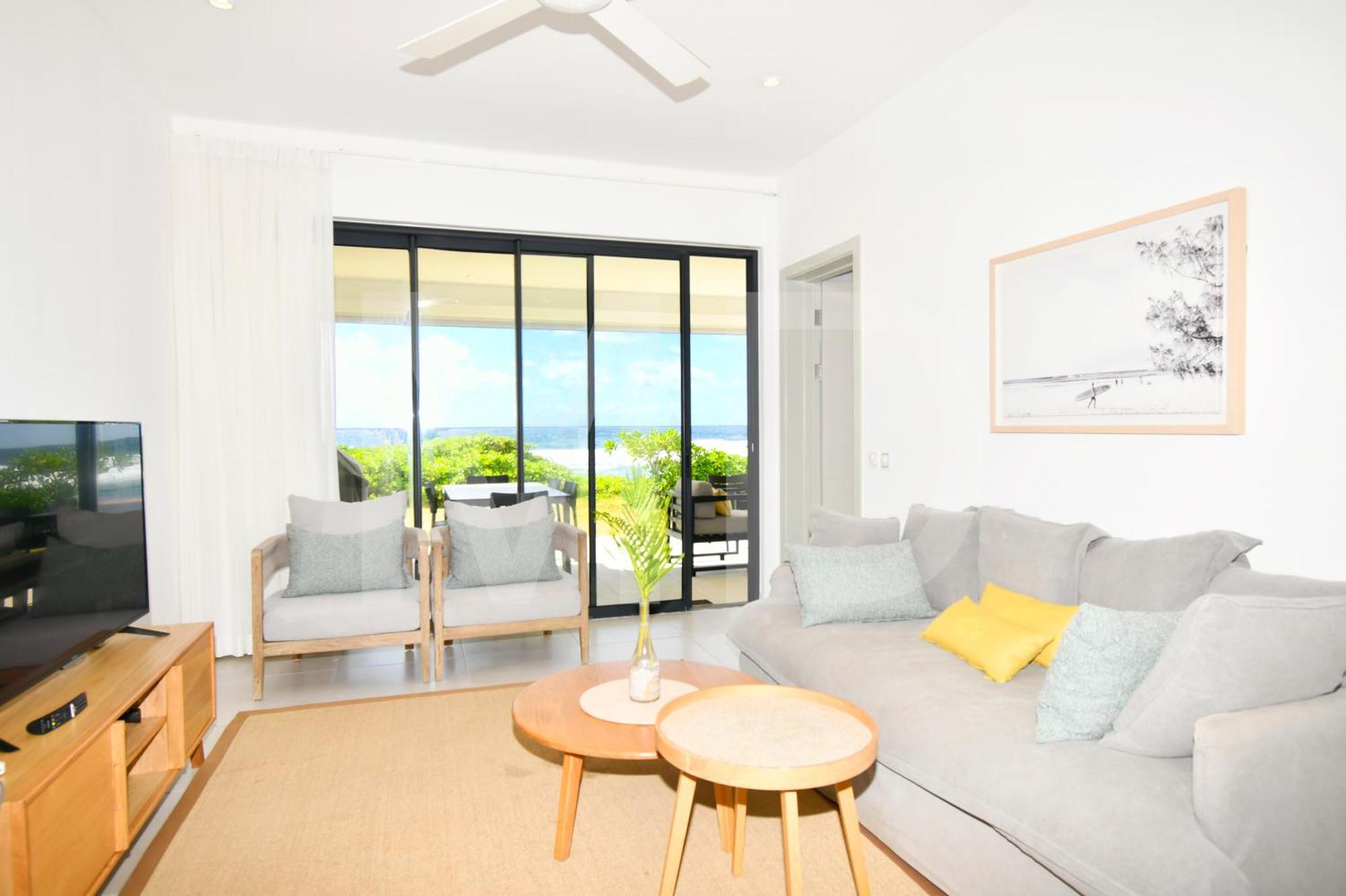 White&Blue Beachfront Luxury Poste Lafayette Esterno foto