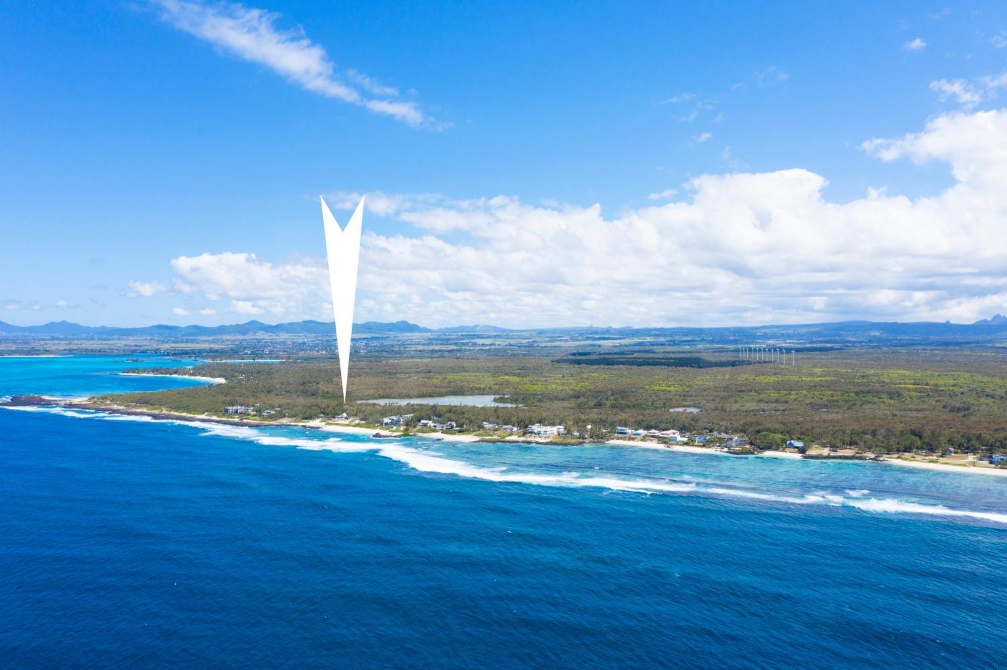 White&Blue Beachfront Luxury Poste Lafayette Esterno foto