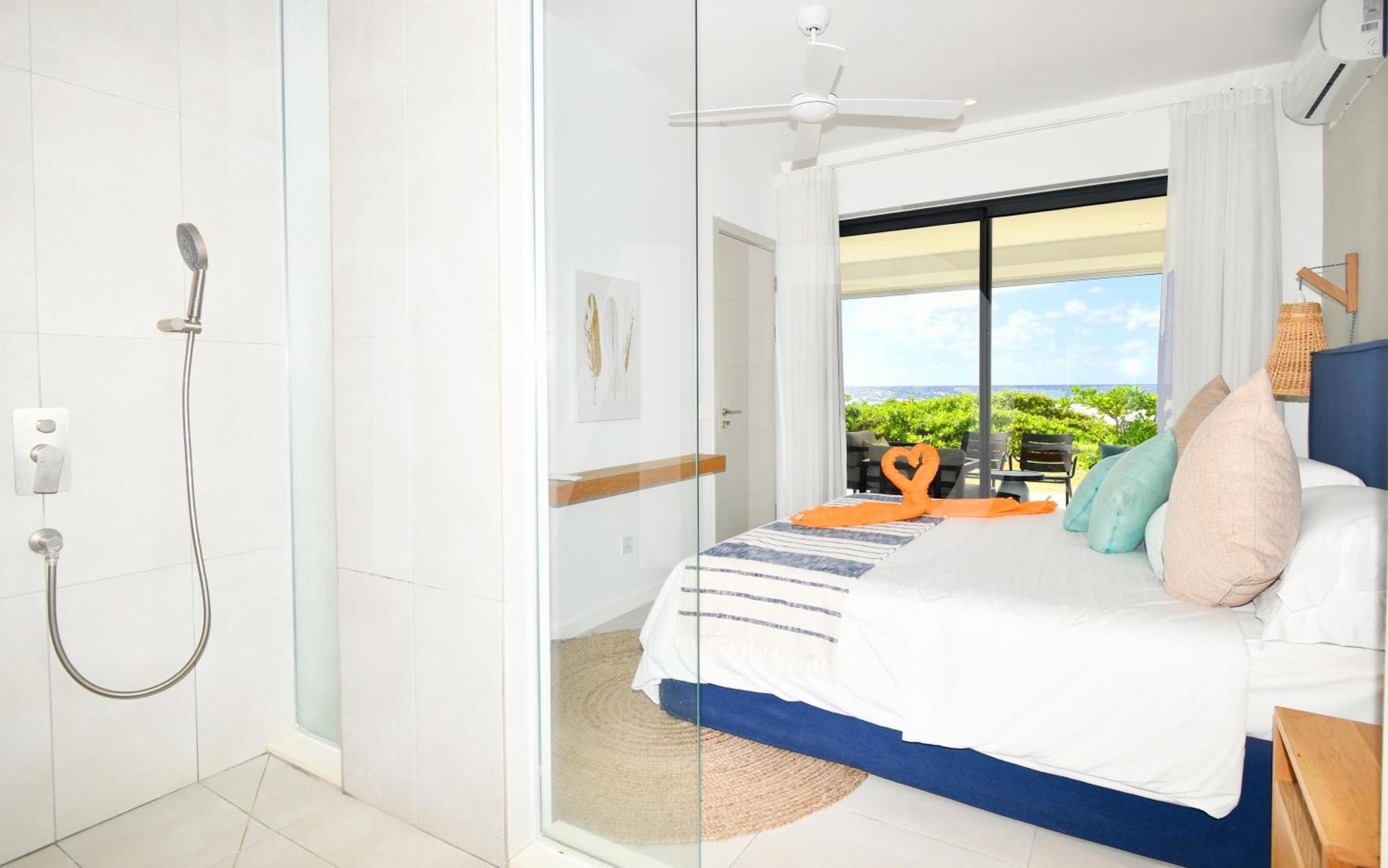 White&Blue Beachfront Luxury Poste Lafayette Esterno foto